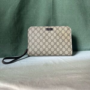 Gucci Gg Signature Monogram Coated Canvas Zip  Around Pouch Wristlet